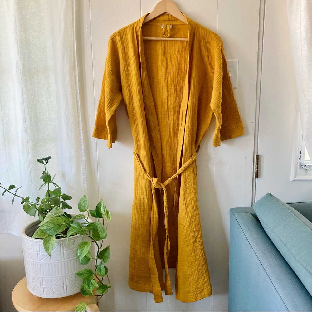 Boutique | yellow bathrobe